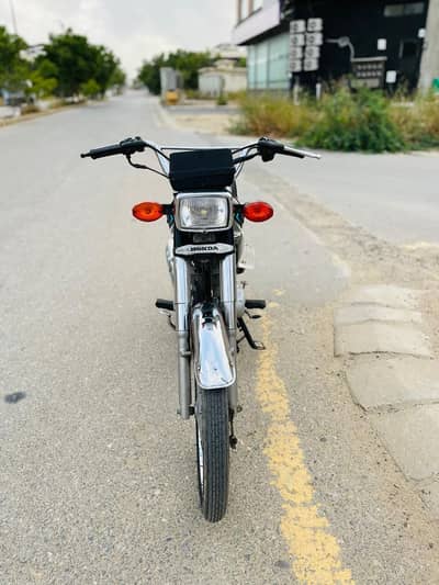 Honda CG 125 2023 model whatsapp 03292264339