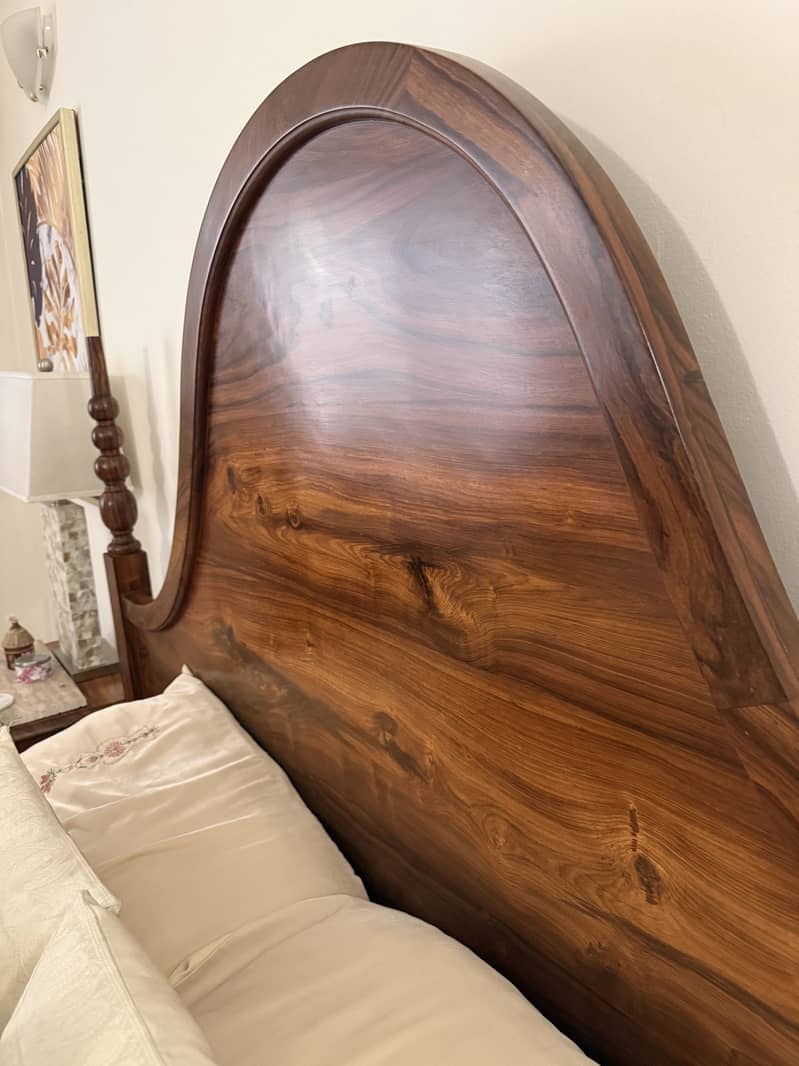 Solid wood bed set 0