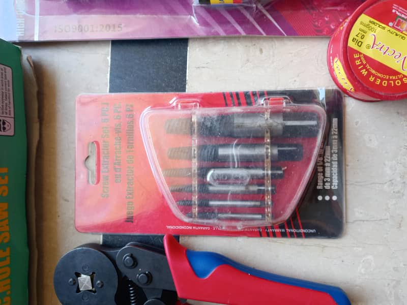 Different hand Tools only 6000/- 2