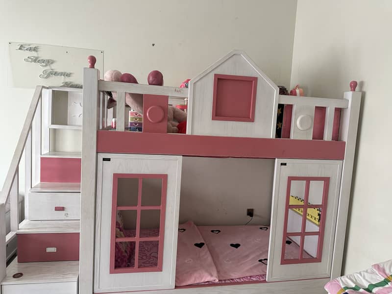 Bunk bed 0