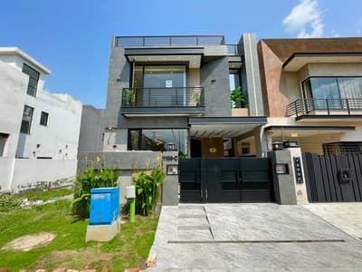 5 Marla House Available for Rent Prime Location