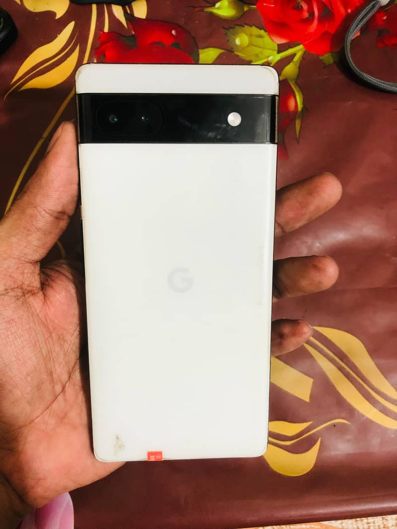 Google Pixel 6a 1