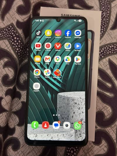 Samsung Mobile A06
