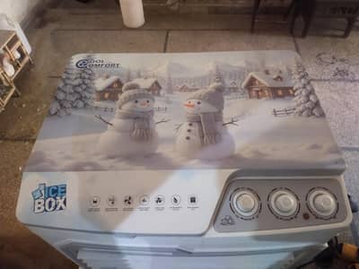 super Asia cool Box Brand New
