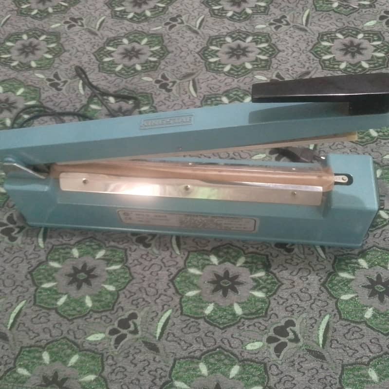 sealing machine 1