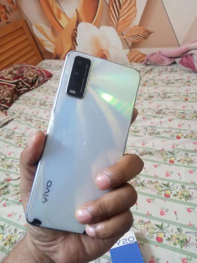 Vivo Y20 4/64 with box