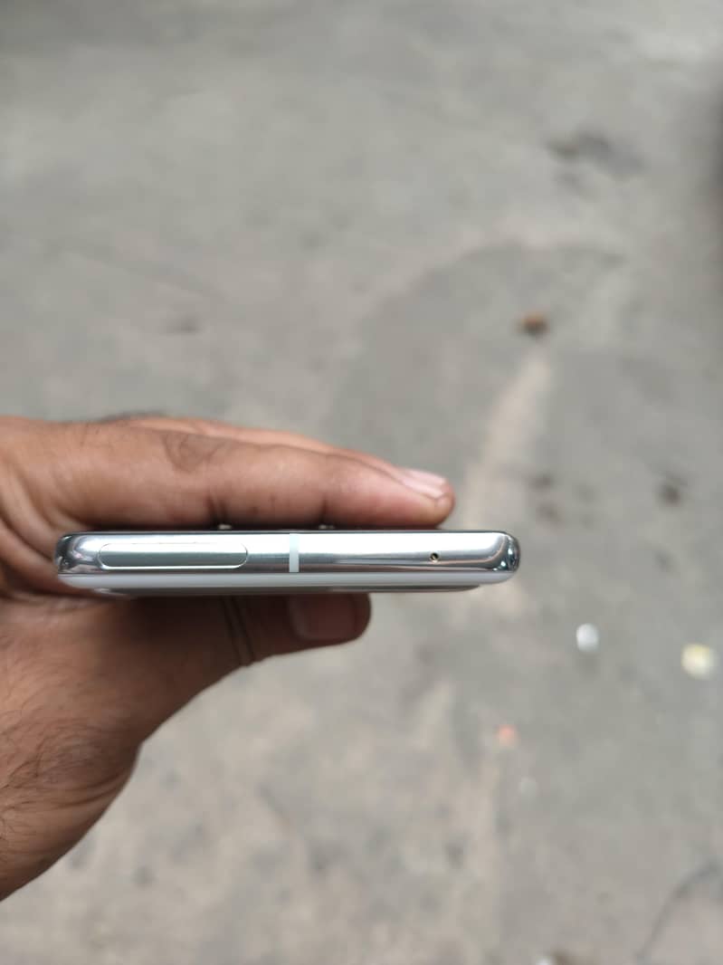 Google Pixel 7 Pro 2