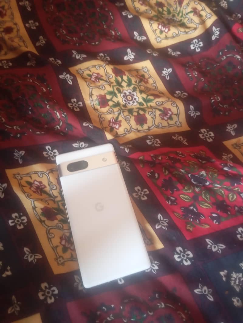 Google Pixel 7a 2