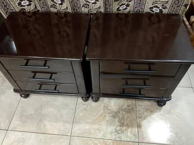 bed set pure wood new condition 03224292901 whtsapp