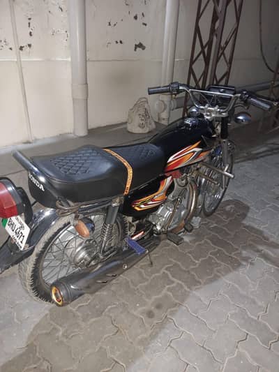 2021 model Honda 125 condition 10/10 orignal engine and all the parts