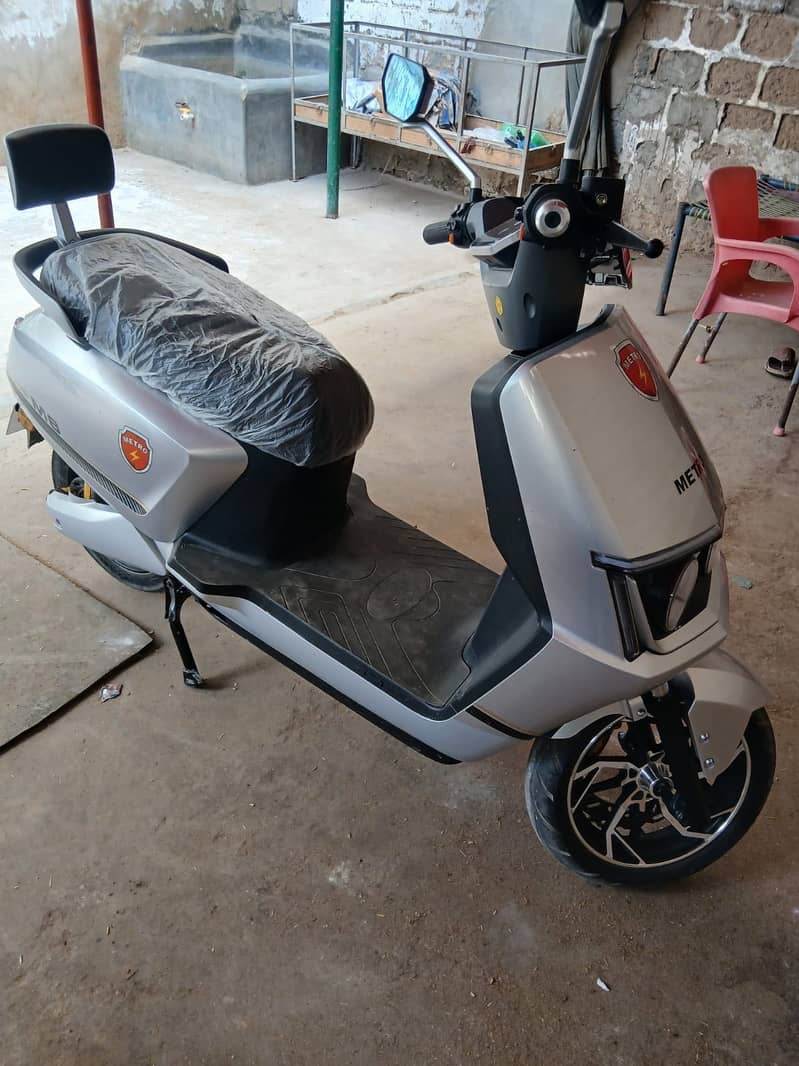 Ev metro 4