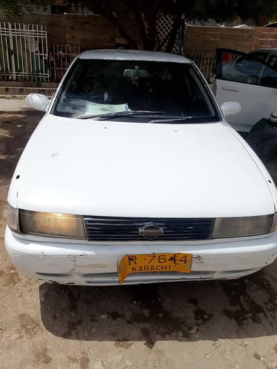 Nissan Sunny 1990
