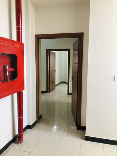 2 Bed Flat Available For Rent.