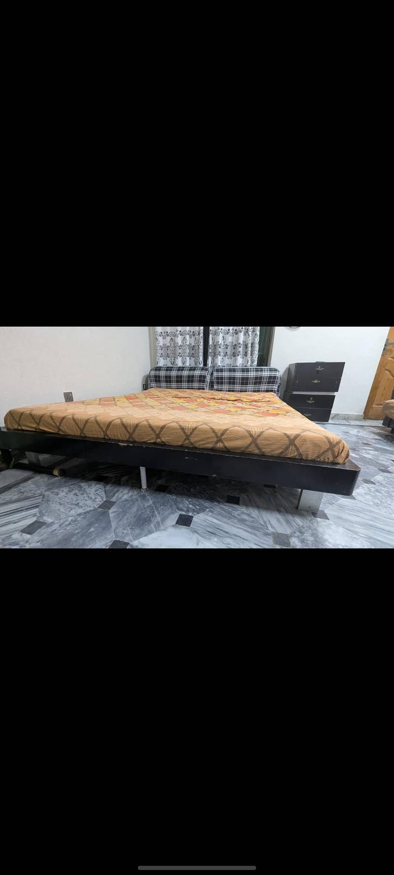 bed side tsble dressing 2