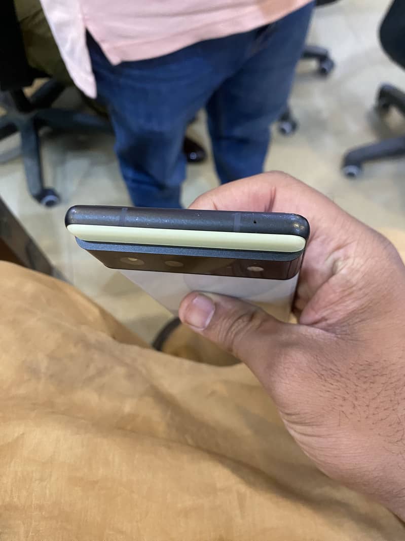 Google Pixel 6 3