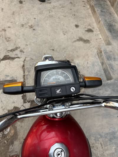 Honda CD 70 2023