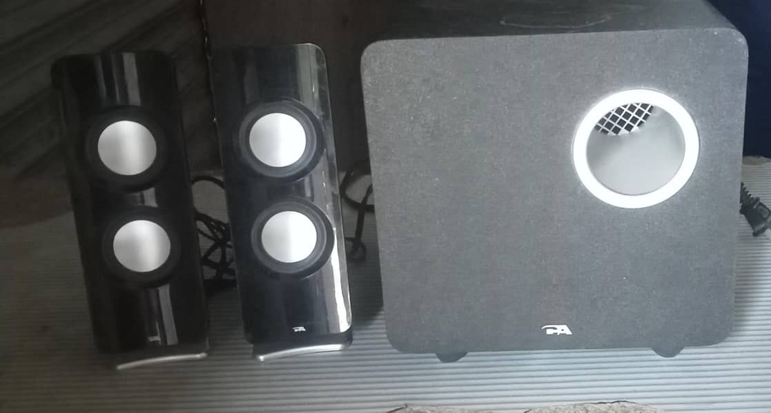 speakers 0