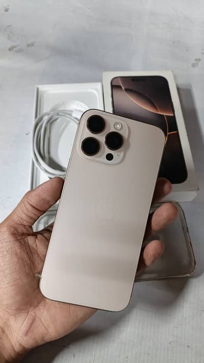 Apple iPhone 16 Pro Max 512 Gb Gold Factory Unlock 300 cycle