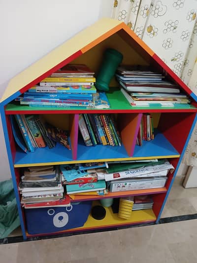 Book shelf