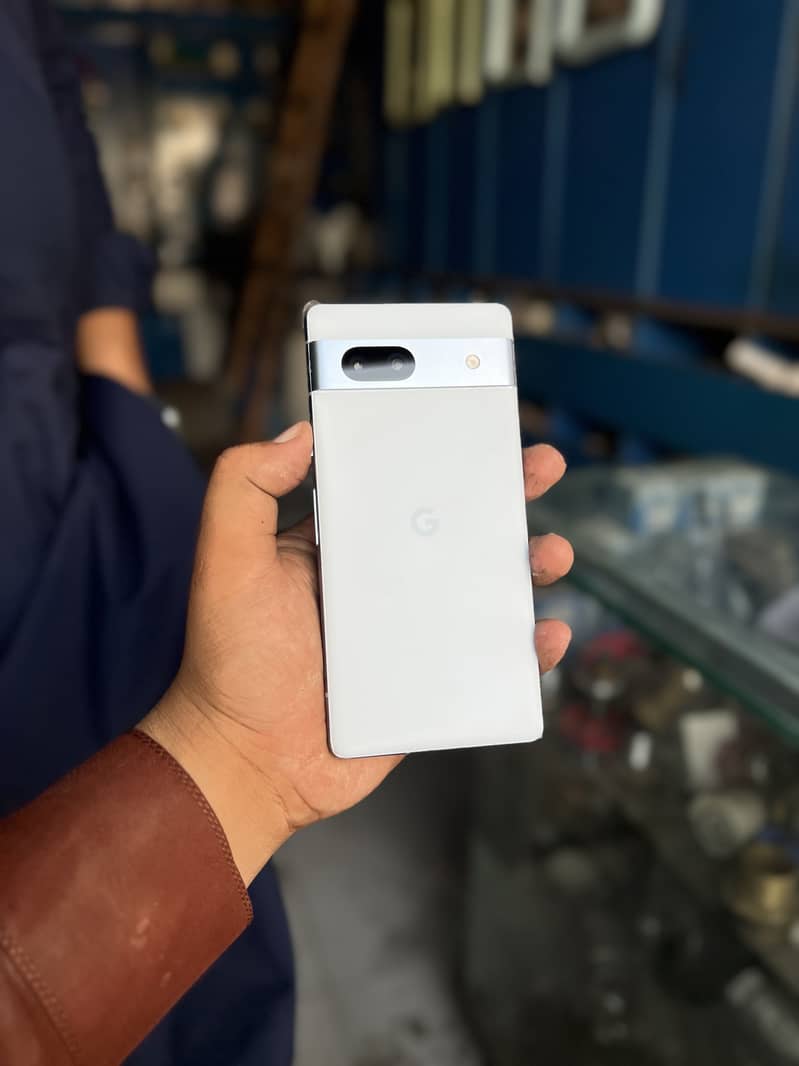 Google Pixel 7a 1