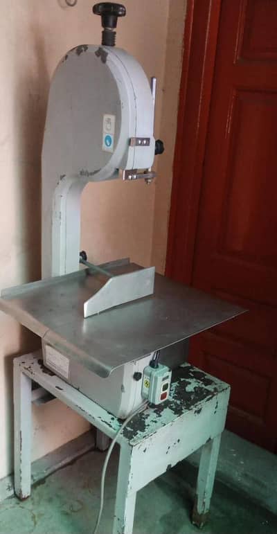 meat saw machine