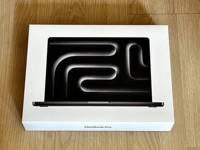 Macbook Pro M5 16/512gb ( BANGKOK )