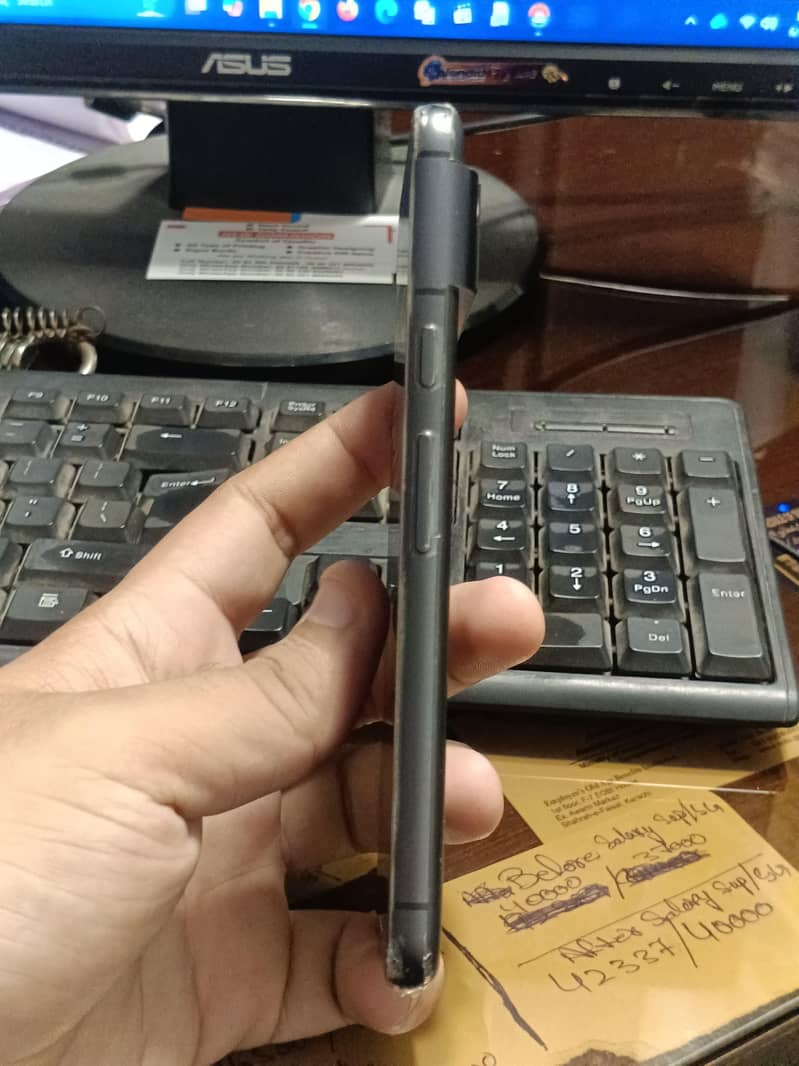 Google Pixel 8 1