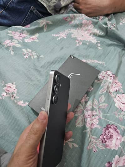 Samsung Galaxy S25 FE