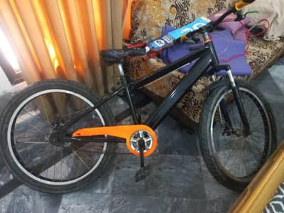 mountain bike 6 months used  some rust available