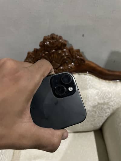 Apple iPhone 15
