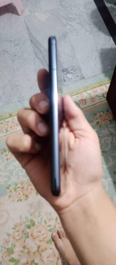 Samsung Mobile S21 brand new condition