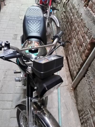 2013 model 125