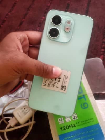 Infinix Smart 9  ram 8 128gb