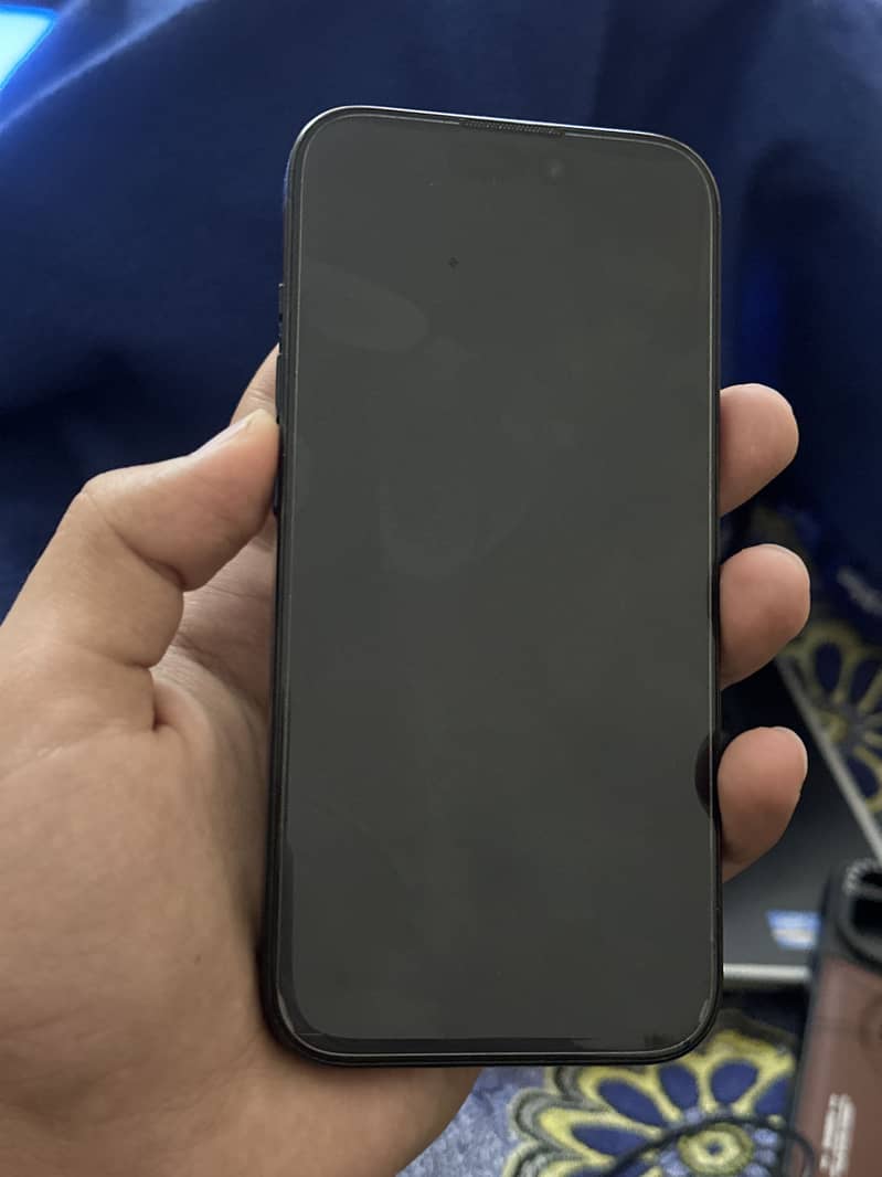 Apple iPhone 15 Pro 2