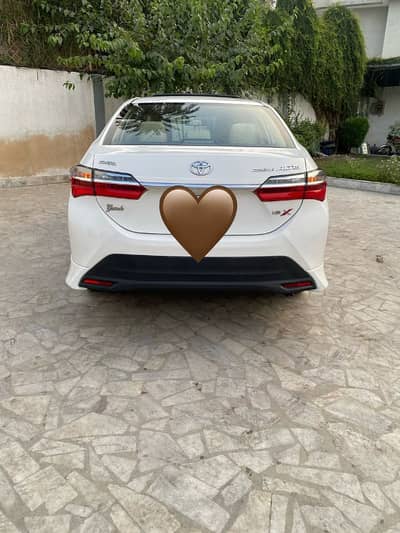 Toyota Altis Grande 2024