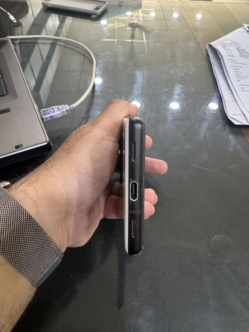 Google Pixel 6a 4