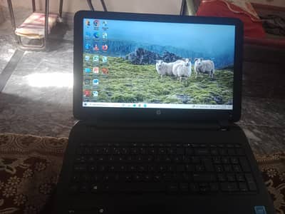 HP Laptop 4GB RAM 585GB Storage Good Condition