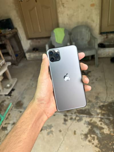 iPhone 11 Pro Max jv condition 10/10 All ok waterpack