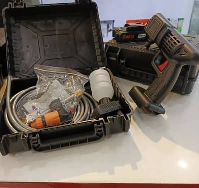 Washer gun for solar and cars