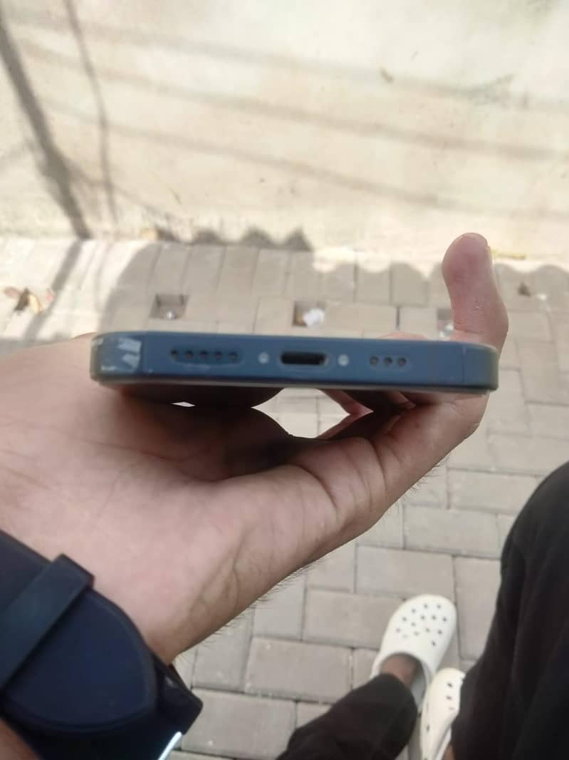 iphone 13 4