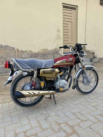 Honda 125 Salf Start Gold edition