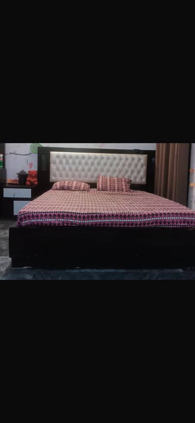 Urgent bed sale33