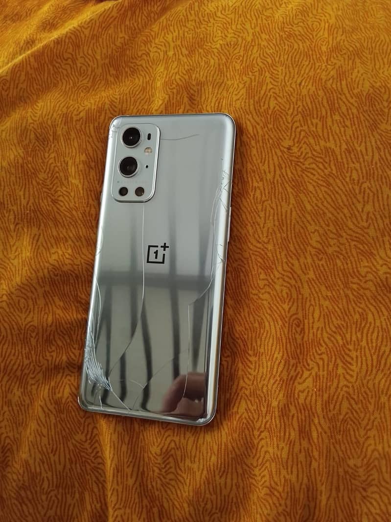 One Plus 9 Pro 0