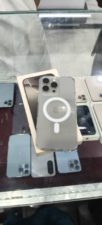 Apple iPhone 16 Pro Max