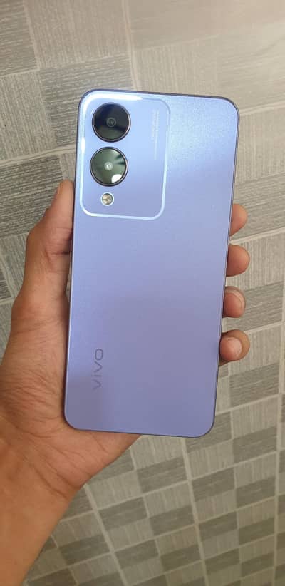 Vivo Y17s