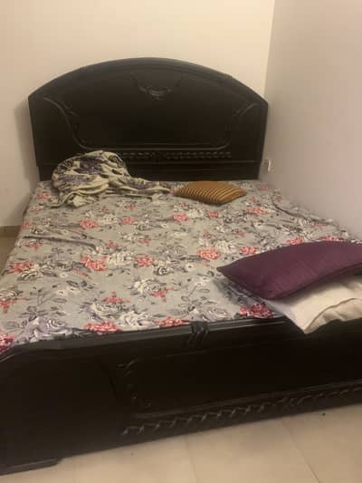 bed black