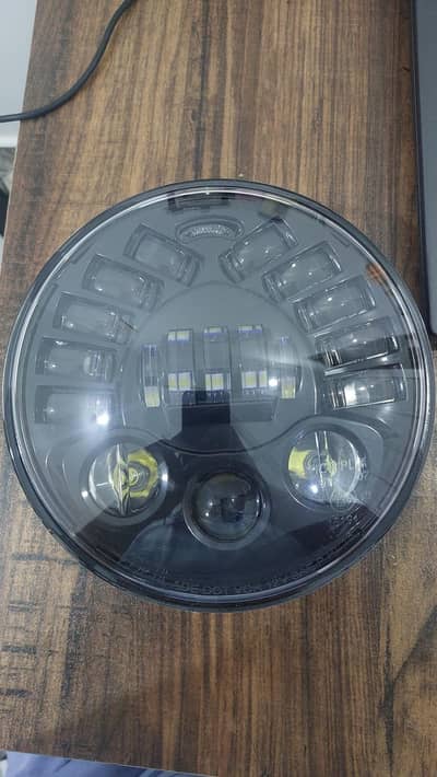7" LED Headlight - Universal Fit | Crystal Clear Beam | Like New