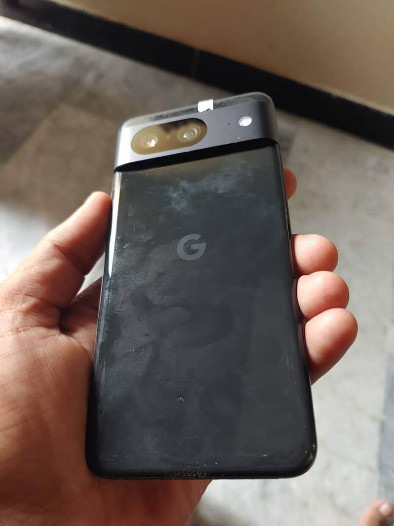 Google Pixel 8 1