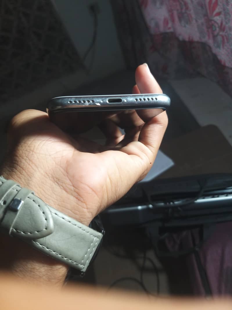 Apple iPhone X urgent sale 4