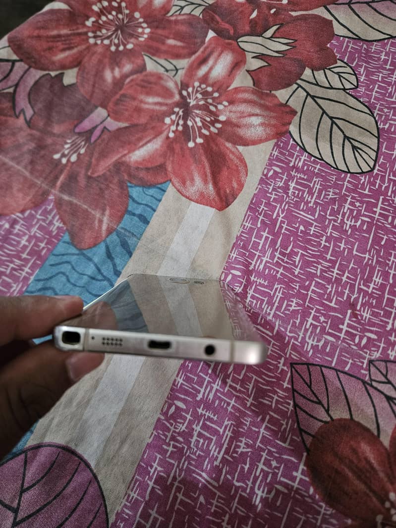 Samsung Mobile Note5 4